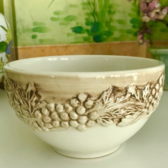 Vintage Other - Vintage Euro Ceramica Vineyard Bowl w/Grapes EUC Vintage Other - Vintage Euro Ceramica Vineyard Bowl w/Grapes EUC